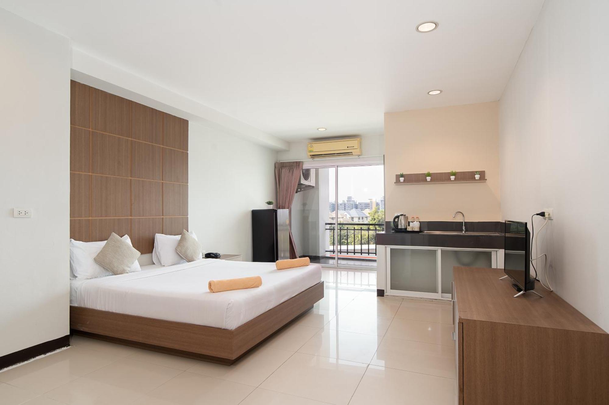 Leenova Place Bangkok Extérieur photo